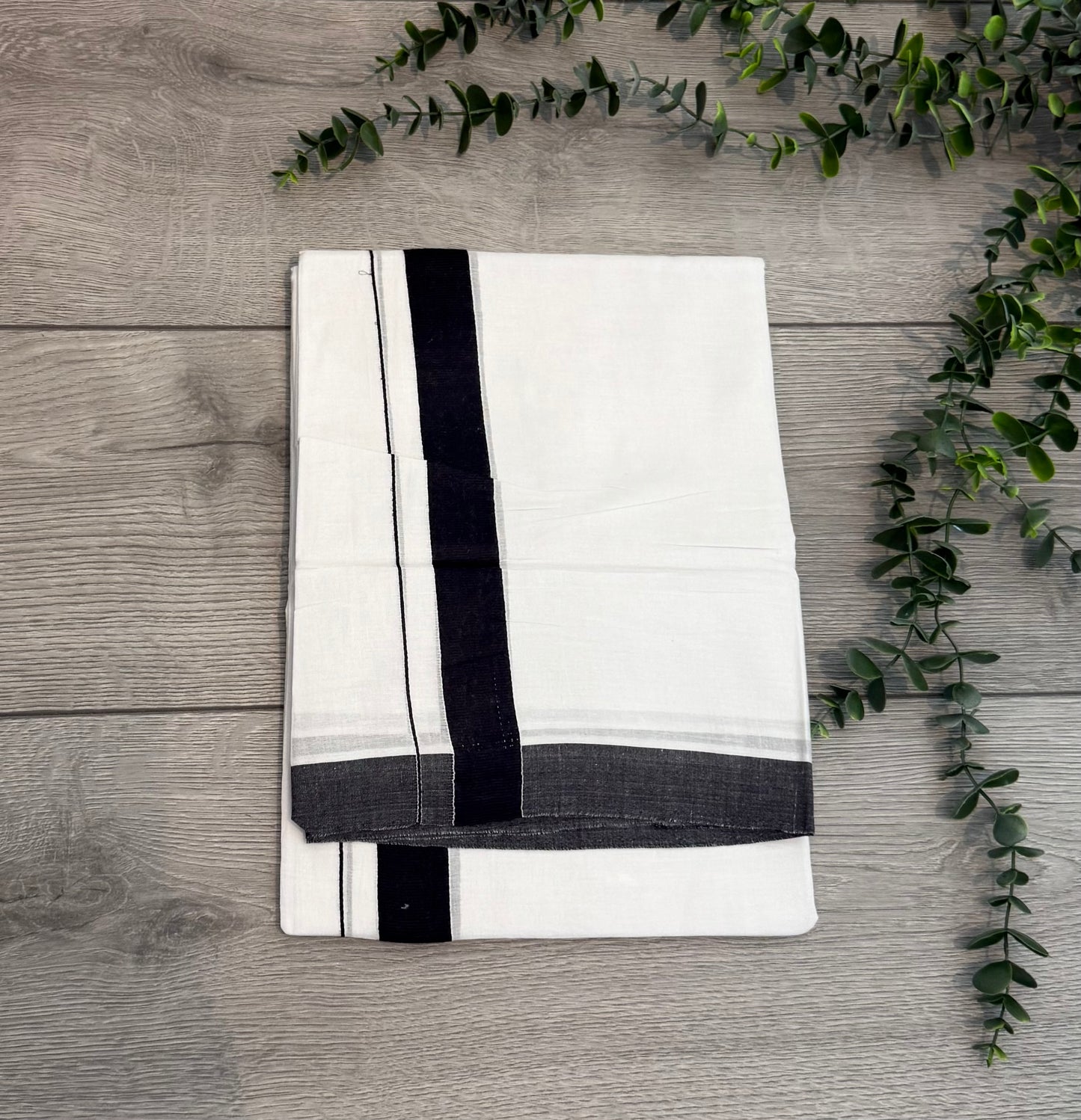 Black border mundu Double dhothi