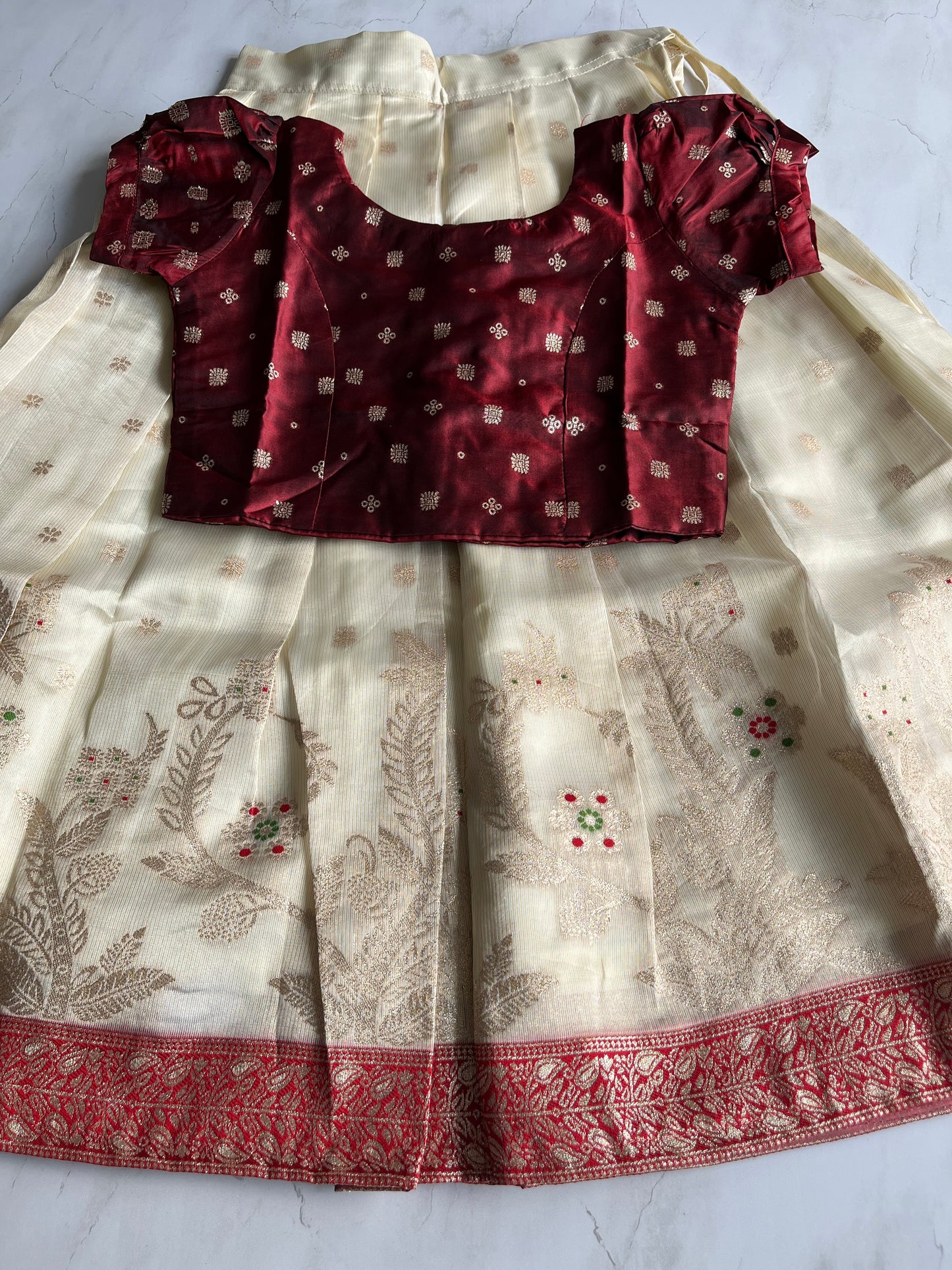 Settu pavada 7-8 years