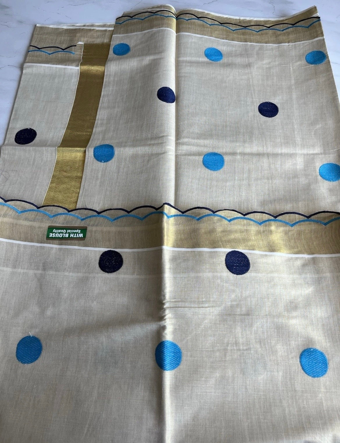 Settu Saree with thread work