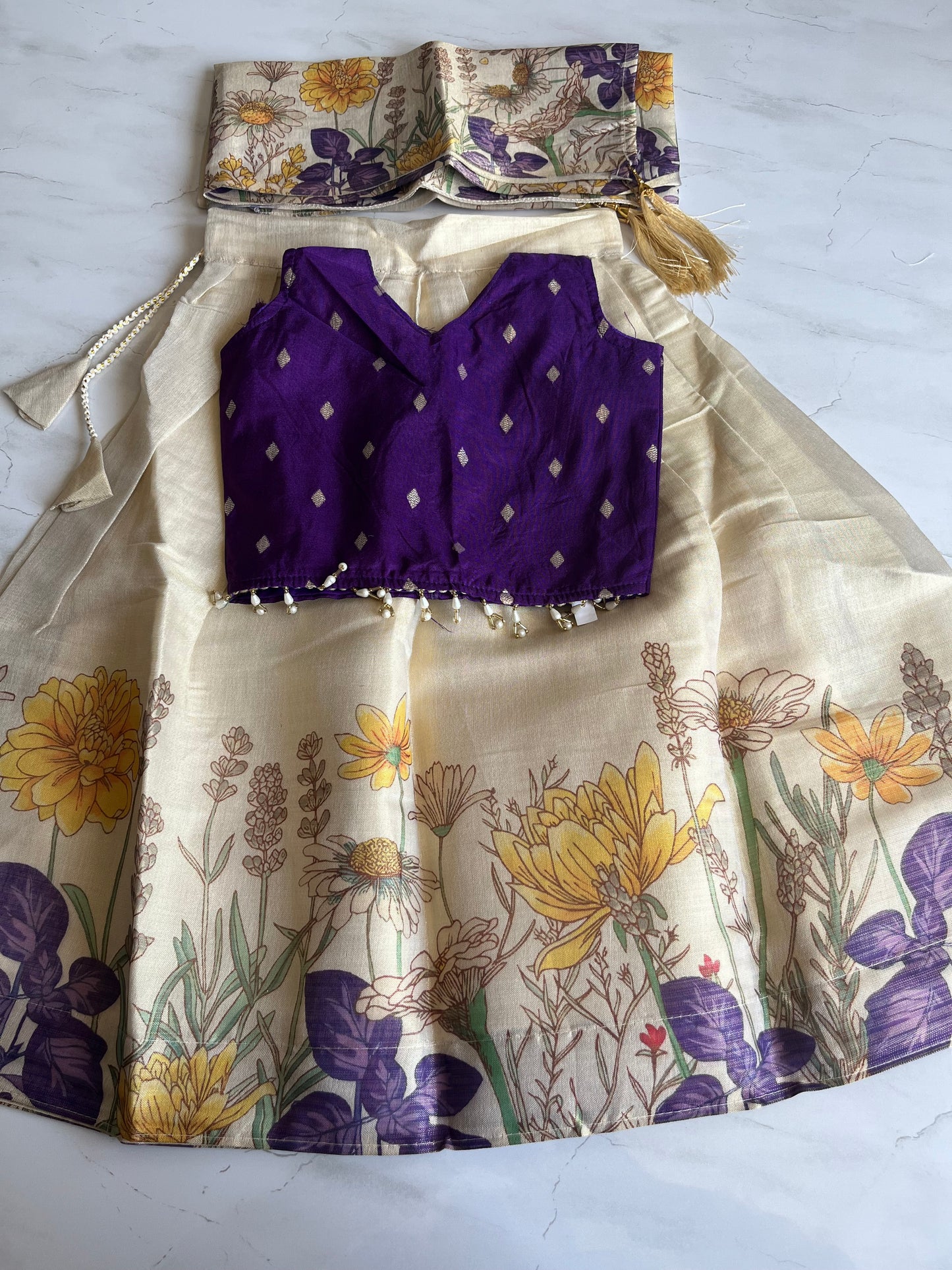 Angel Dhavani set