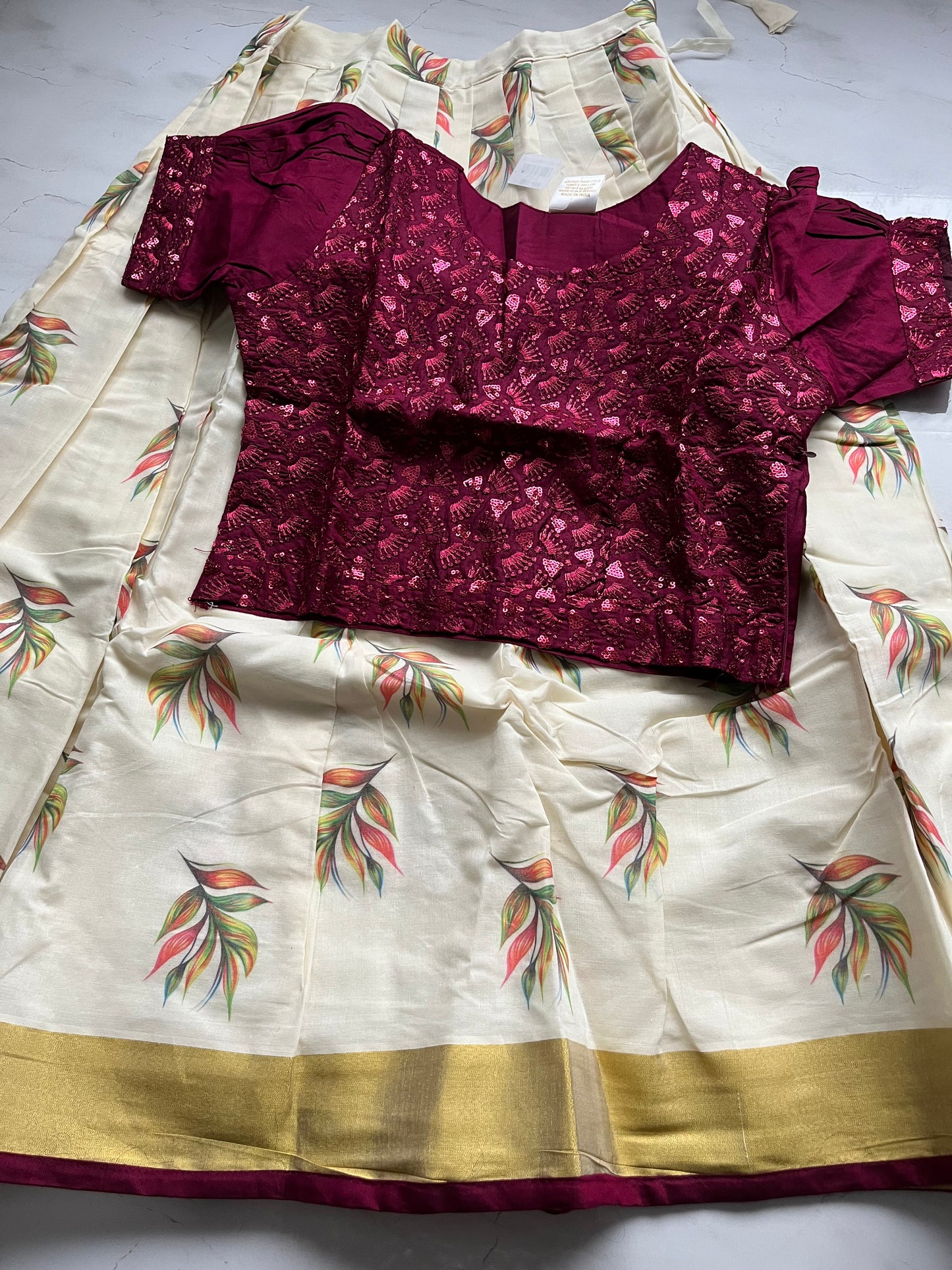 Settu pavada 11-12 years