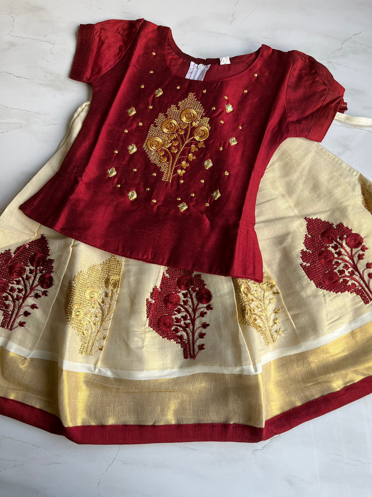 Settu pavada 18-24 months