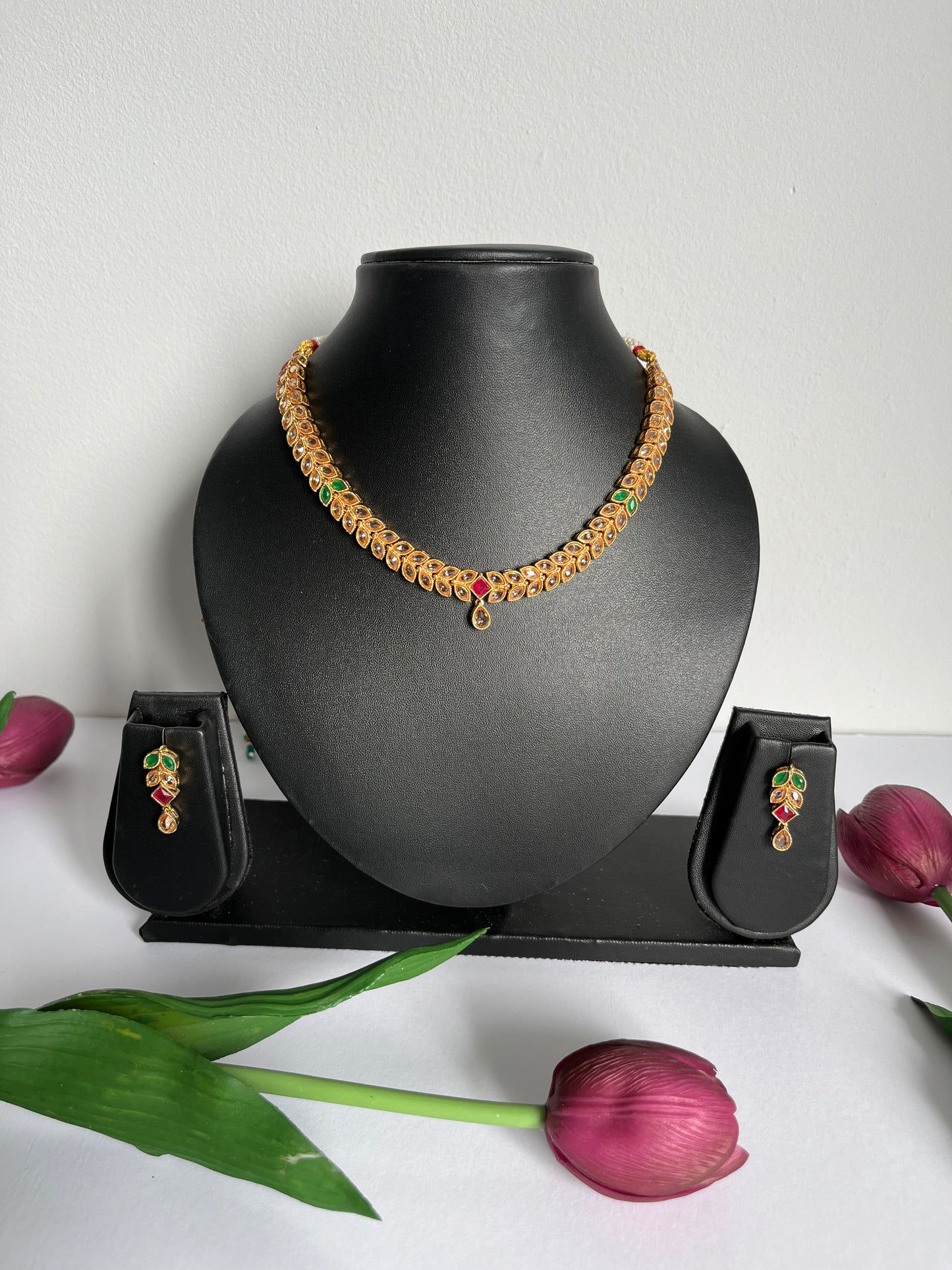 Necklace Earrings set