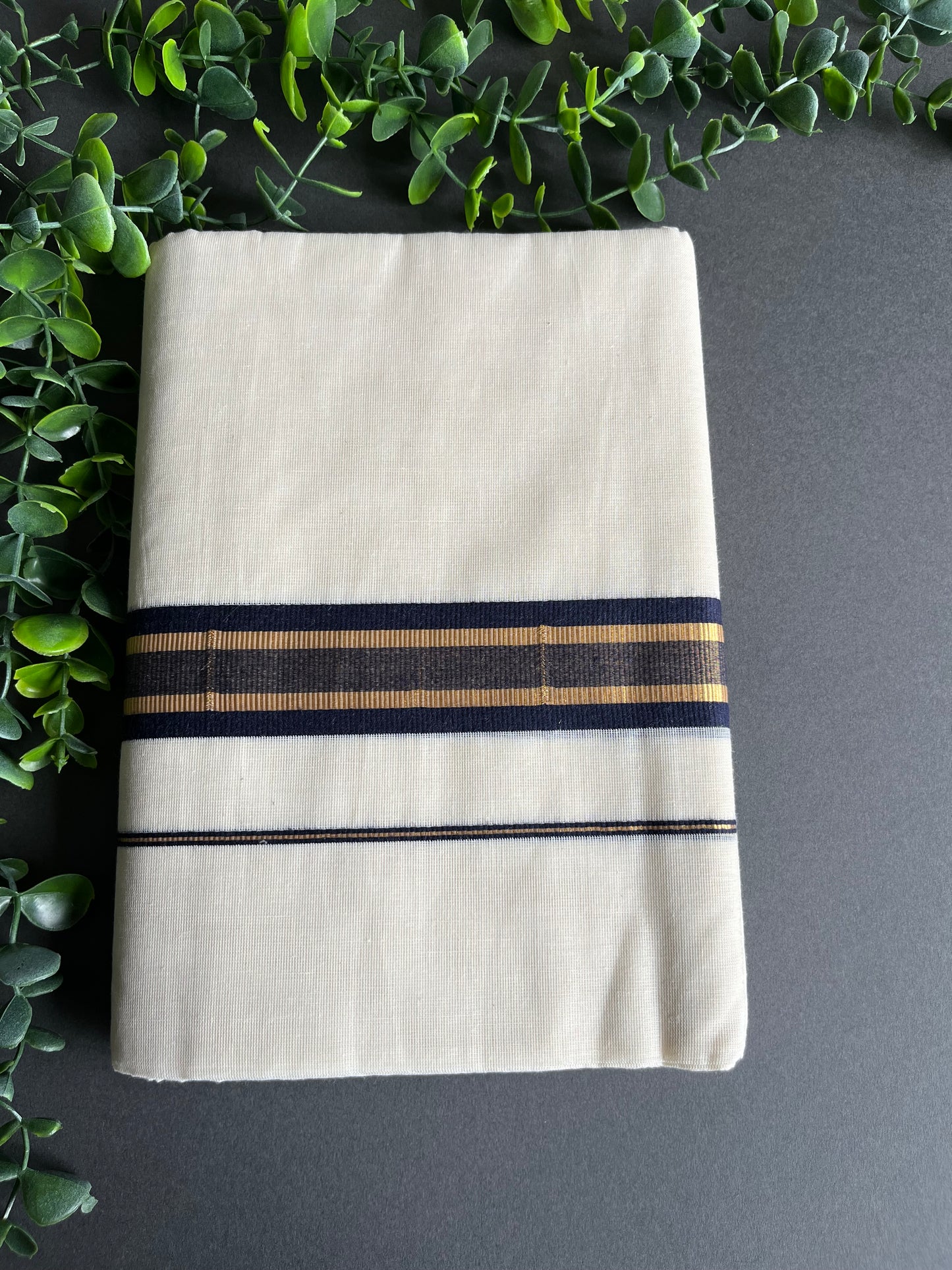 Double Dhothi