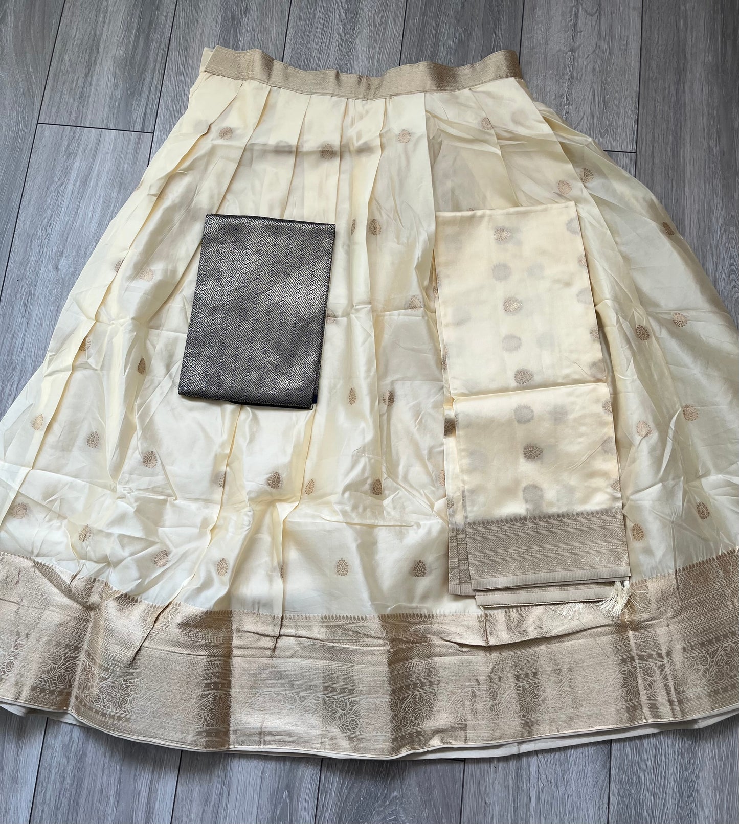 Davani Half Saree