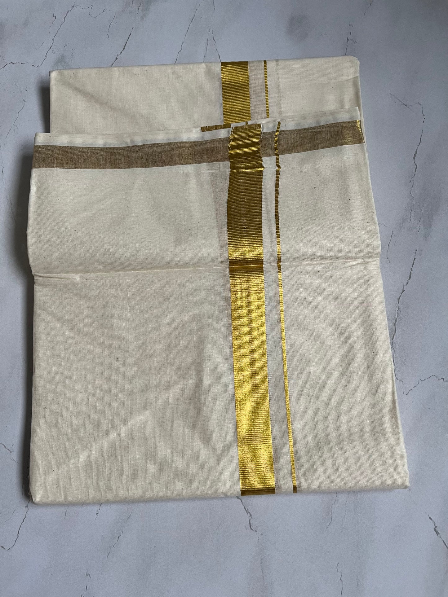Mundu double dhoti Gold kasavu