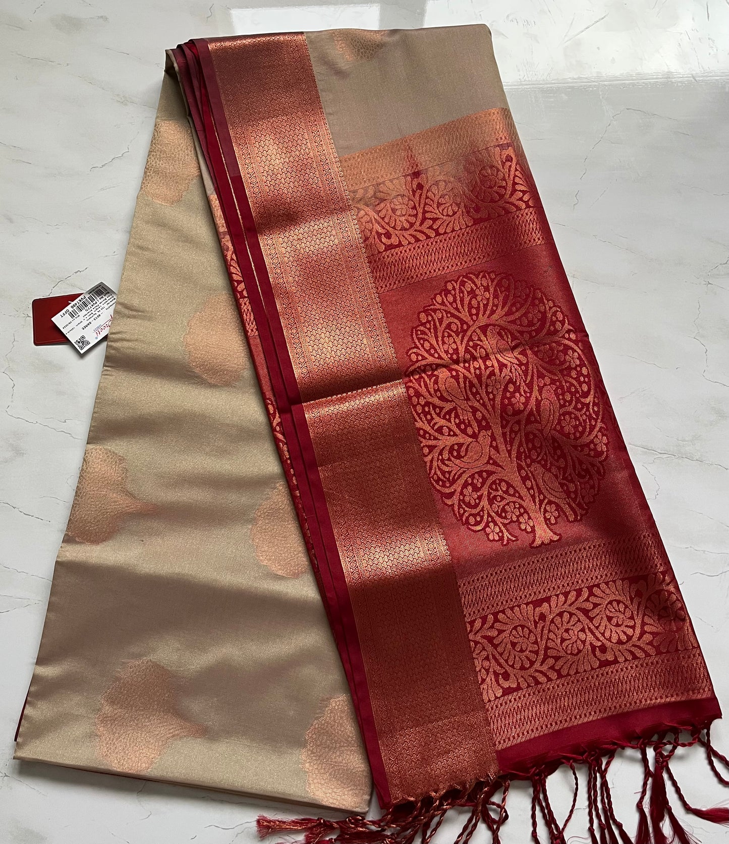 Contrast Red Silk Saree